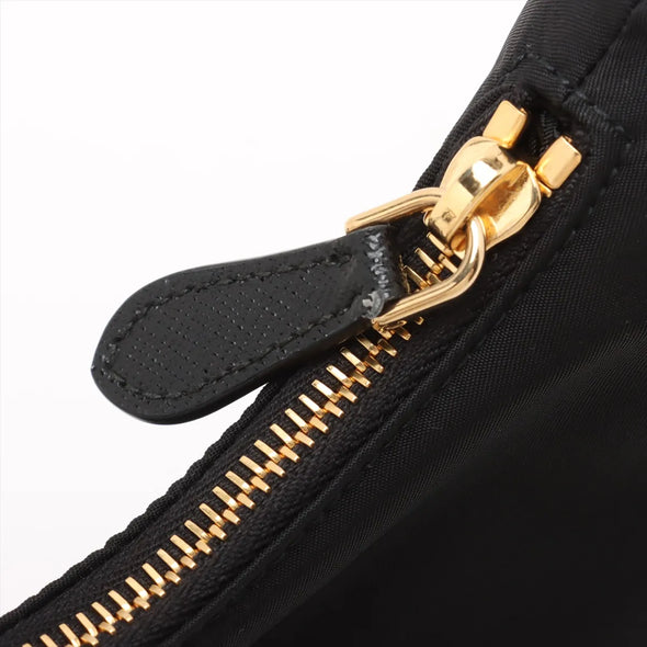 Prada Black Re-Edition 2005 Re-Nylon Shoulder Bag [Clearance Sale]