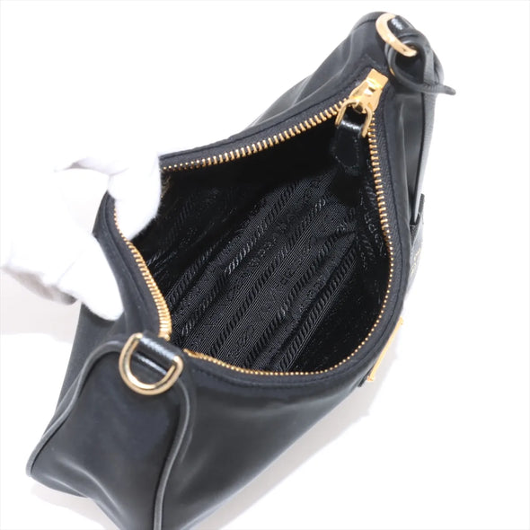 Prada Black Re-Edition 2005 Re-Nylon Shoulder Bag [Clearance Sale]