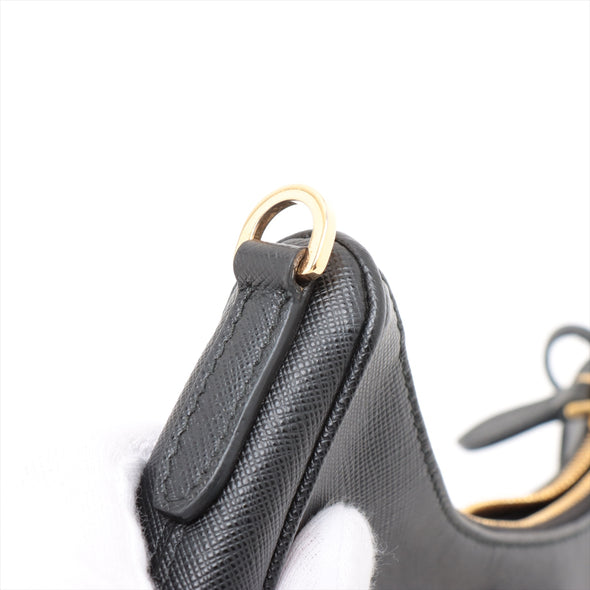 Prada Nero Saffiano Leather Re-Edition 2005 Shoulder Bag [Clearance Sale]