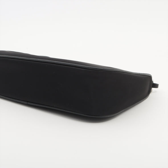 Prada Nero Re-Edition 2005 Re-Nylon Shoulder Bag [Clearance Sale]