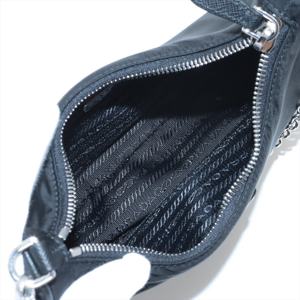 Prada Nero Re-Edition 2005 Re-Nylon Shoulder Bag [Clearance Sale]