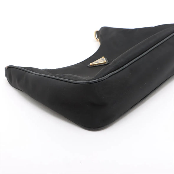 Prada Black Re-Edition 2005 Re-Nylon Shoulder Bag [Clearance Sale]
