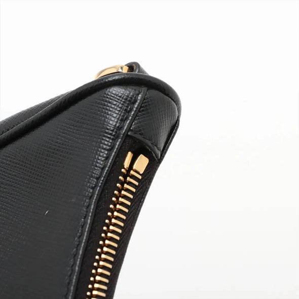 Prada Black Saffiano Leather and Re-Nylon Re-Edition 2005 Shoulder Bag [Clearance Sale]