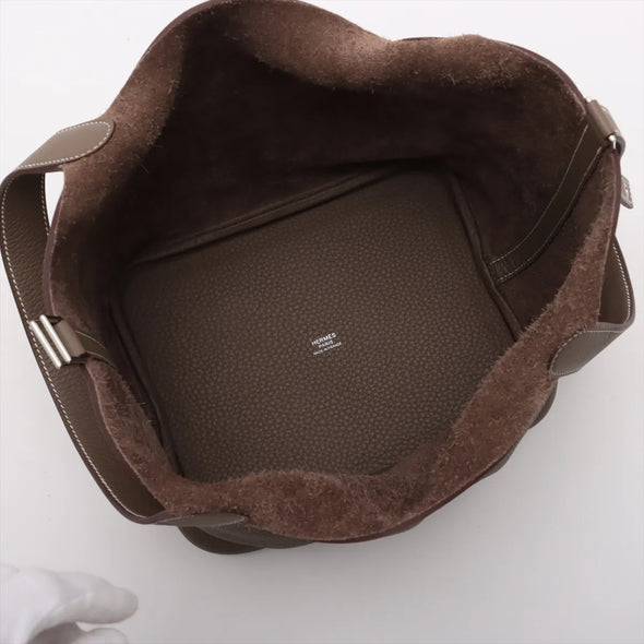 Hermes Taurillon Clemence (2025) Picotin Lock 22 [Clearance Sale]