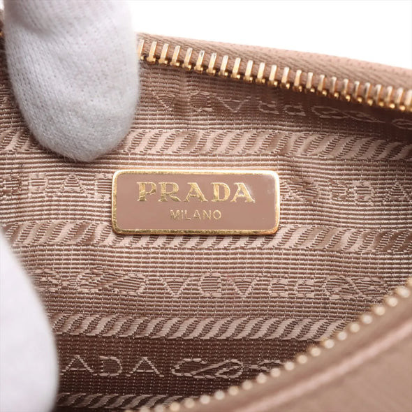 Beige Black Re-Edition 2005 Re-Nylon Shoulder Bag [Clearance Sale]