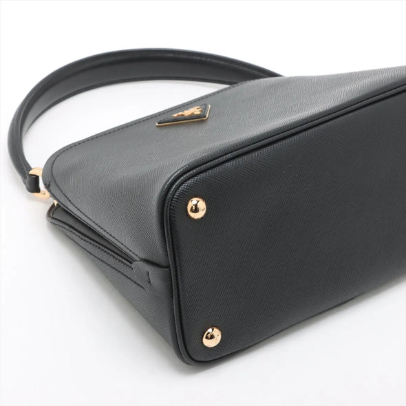 Prada Black Saffiano Cuir Handbag  [Clearance Sale]