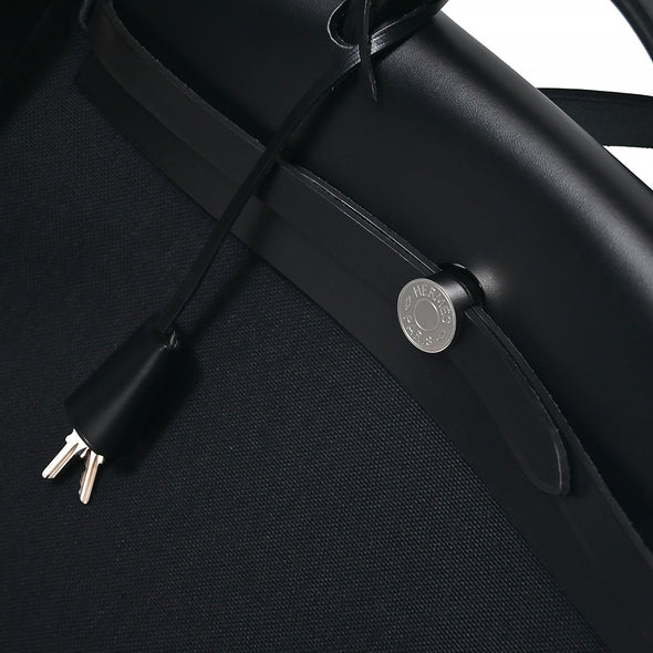 Black Canvas 2019 Herbag Zip GM (Rented Out)